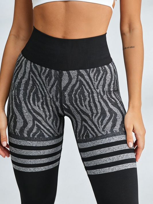 ZASUWA Female Zebra Print Stripes Scrunch Bum Legging
