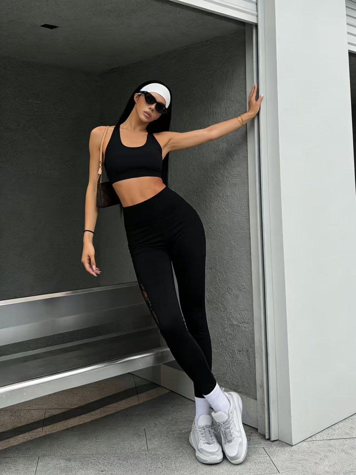 Women's High-Waisted Lace Panel Active Leggings with Pockets