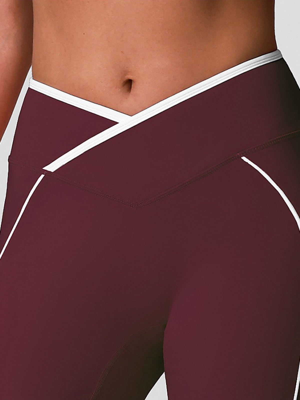 Sculpting High-Waist Crossover Leggings with Contrast Side Stripe