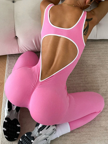 Gerippter rückenfreier Jumpsuit mit Kontrastfarben