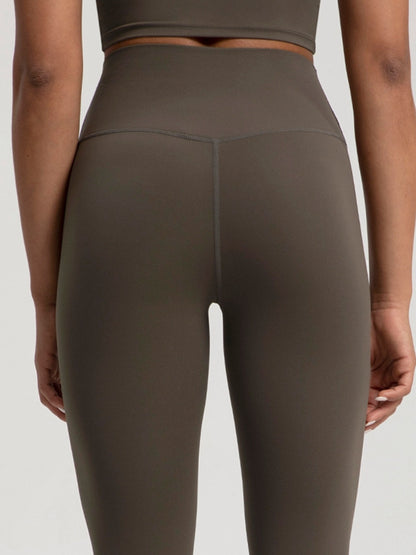 Gefütterte High-Rise Leggings mit elastischem Bund