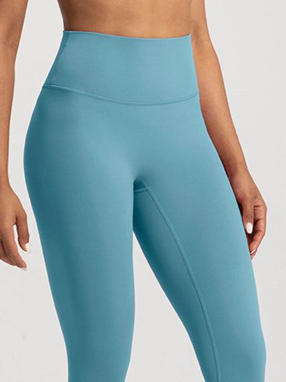 Gefütterte High-Rise Leggings mit elastischem Bund