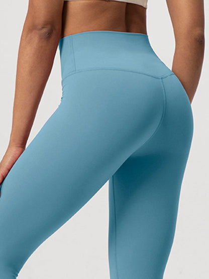 Gefütterte High-Rise Leggings mit elastischem Bund