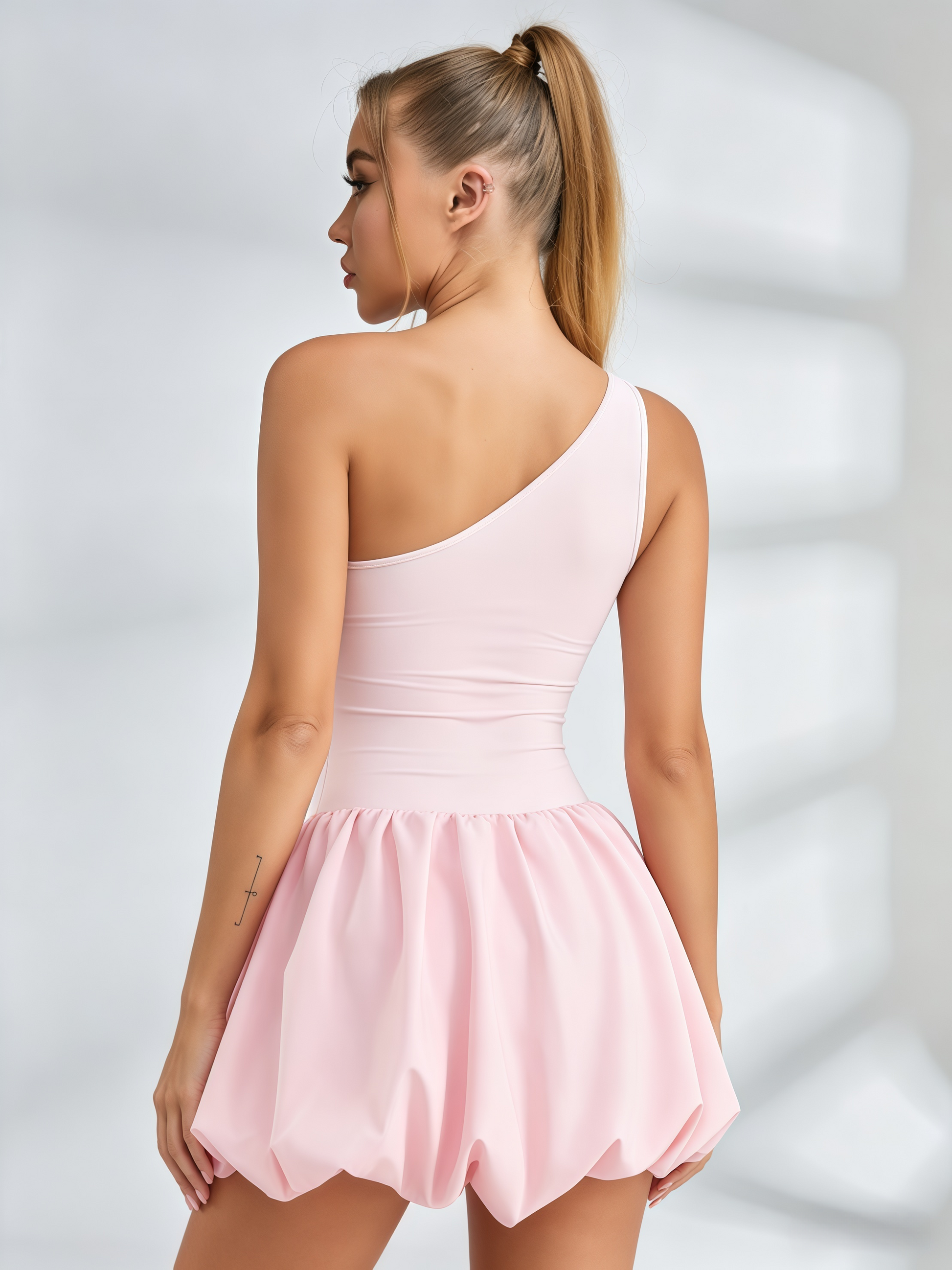 One-Shoulder Bubble Hem Tennis Dress – ZASUWA SPORTSWEAR