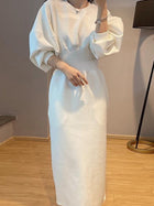 Elegant Cinched Waist Maxi Dress with Voluminous Sleeves