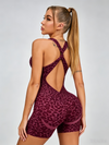 Sexy Overall mit Leopardenmuster, überkreuzten Trägern, tiefem V-Ausschnitt und gerafftem Po