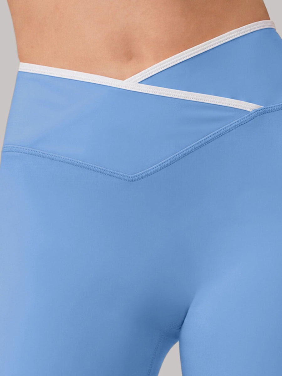 Contrast Trim Yoga 2 Piece Workout Set