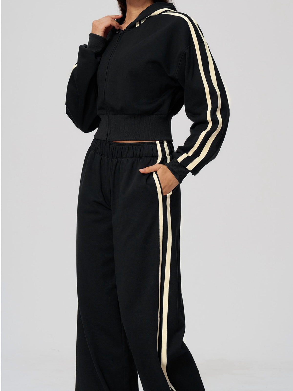 Women's Hooded Cropped Tracksuit with Wide-Leg Striped Trousers