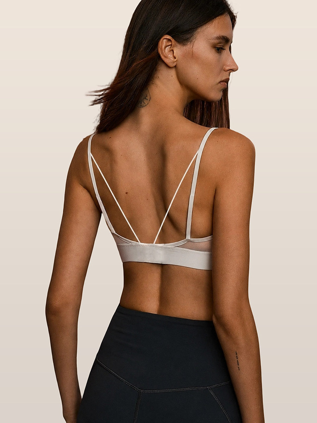 Women's Color Block Sheer Mesh Sports Bra with Removable Pads