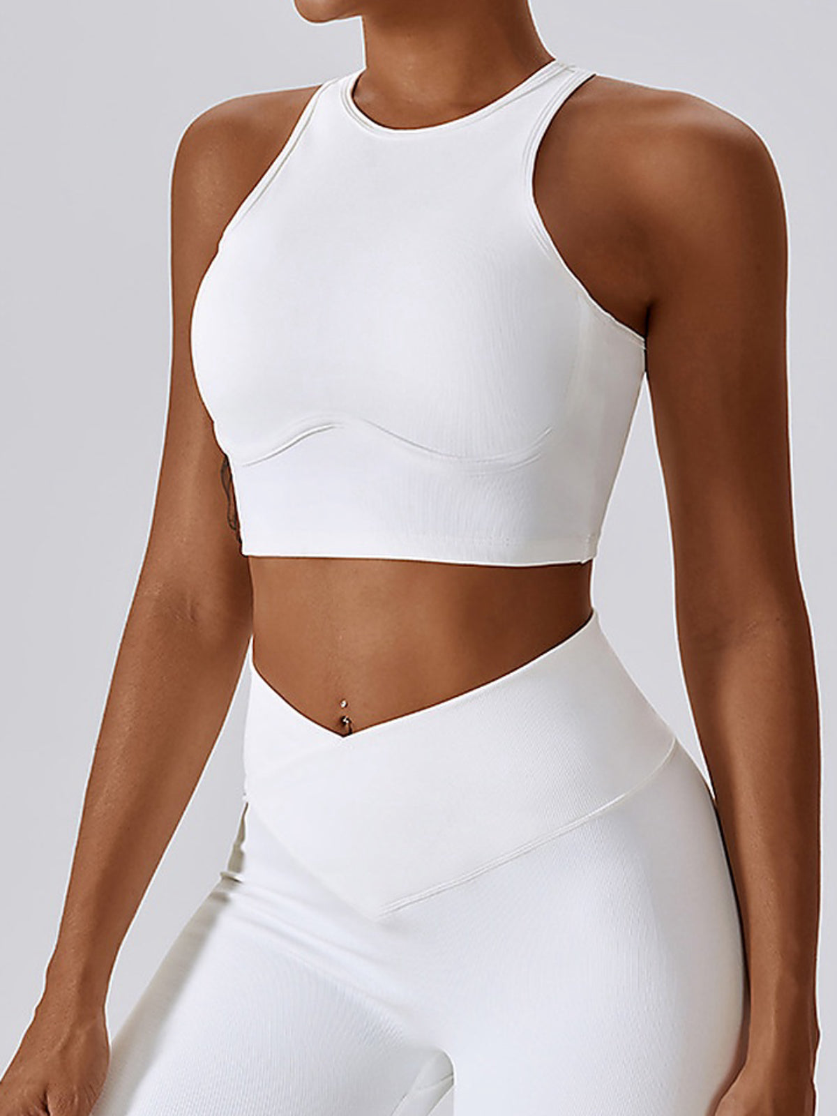 Ribbed High-Neck Racerback Sports Bra with Back Keyhole