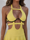 Geripptes Neckholder-Tenniskleid mit Cut-out