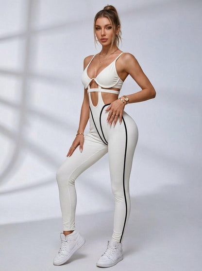 Gerippter Active-Jumpsuit mit Cut-Outs und Kontrastpaspelierung