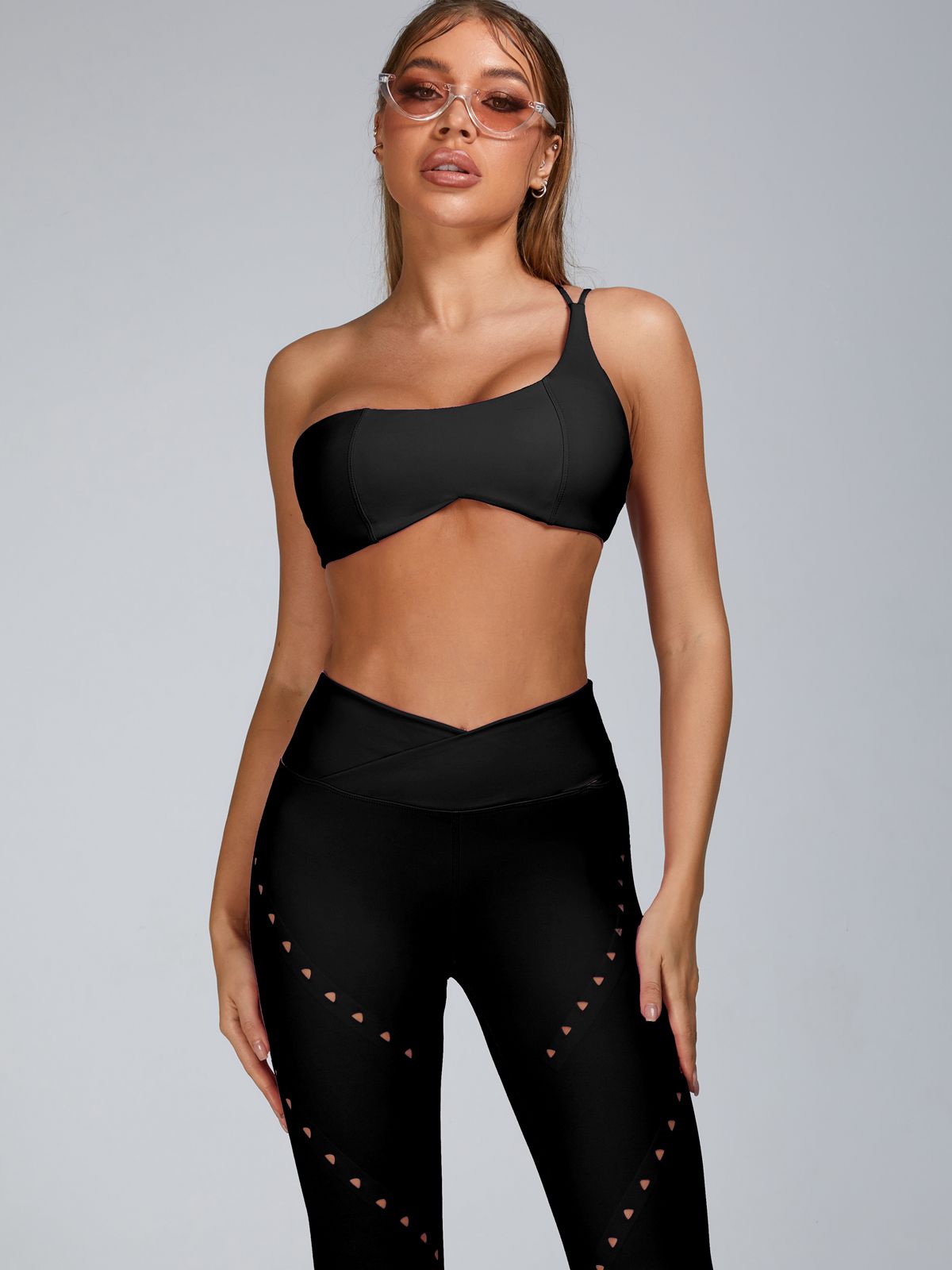 Cutout V Shape Waist Spandex Gym Booty Shorts