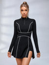 Schwarzes langärmeliges Tennis-Kleid mit halbem Reißverschluss, Kontrastnähten und integrierten Shorts