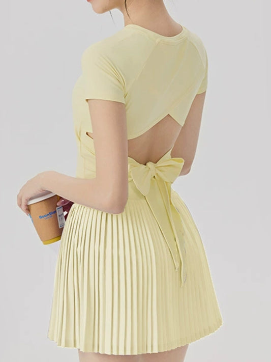 Tenniskleid mit Rückenausschnitt