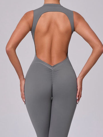 ZASUWA Female Backless Scrunch Bum Jumpsuit