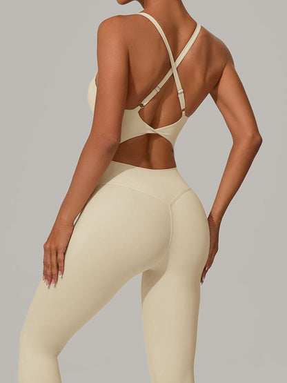 Sexy Jumpsuit mit überkreuztem Rückenausschnitt und U-Boot-Ausschnitt