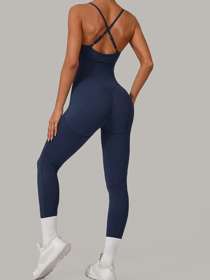 Sexy Jumpsuit mit überkreuztem Rückenausschnitt und Push-Up-Effekt