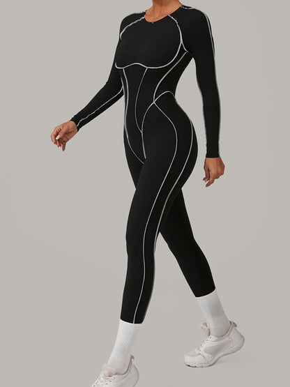 Sexy rückenfreier Overall mit Kontrastfarben-Streifen