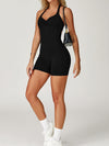 ZASUWA Female Pocket Scrunch Bum Backless Romper